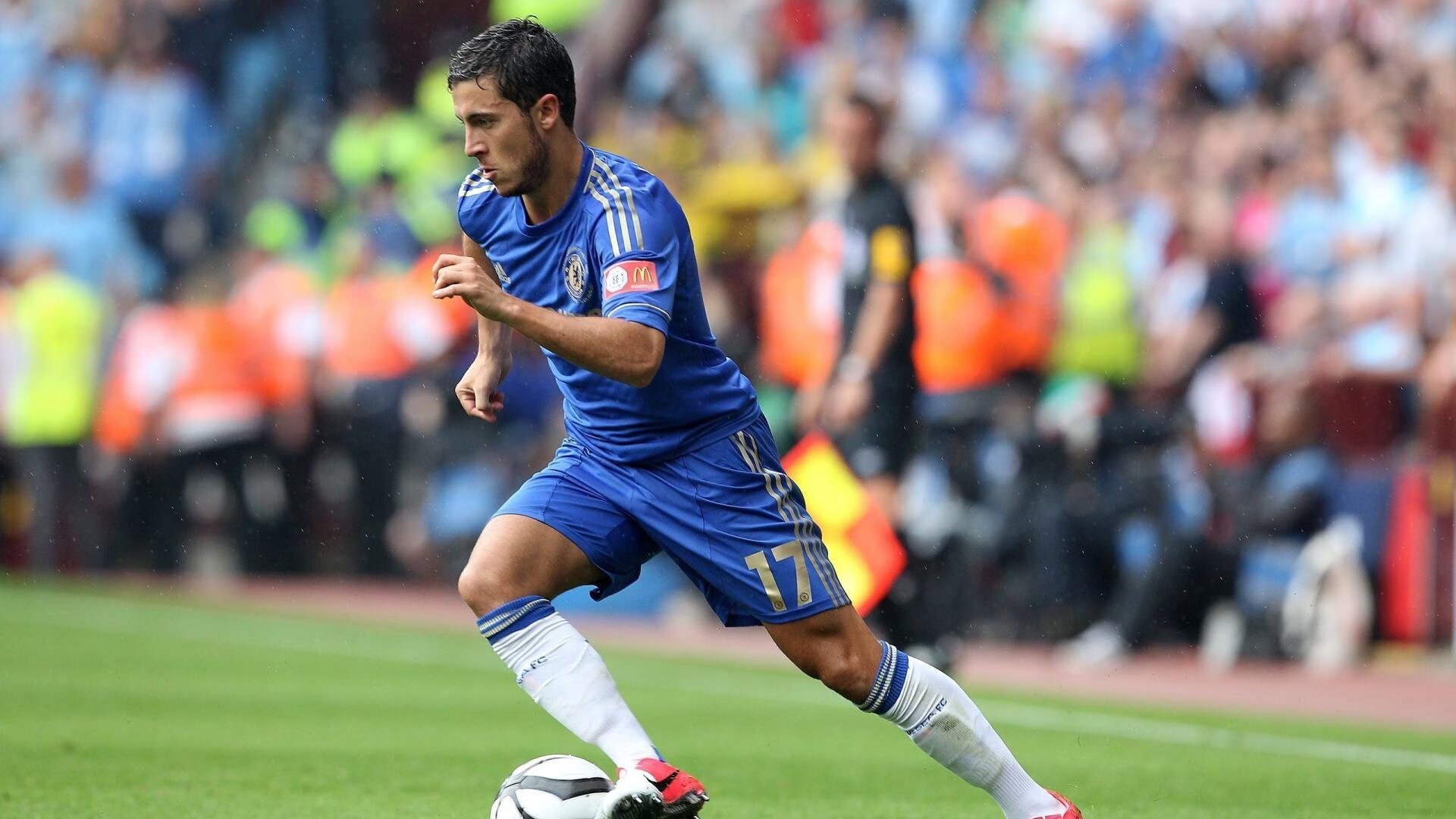 ky体育投注-各级足球联赛裁判员职业化道路清晰，行业标准逐步建立，足球裁判员分级